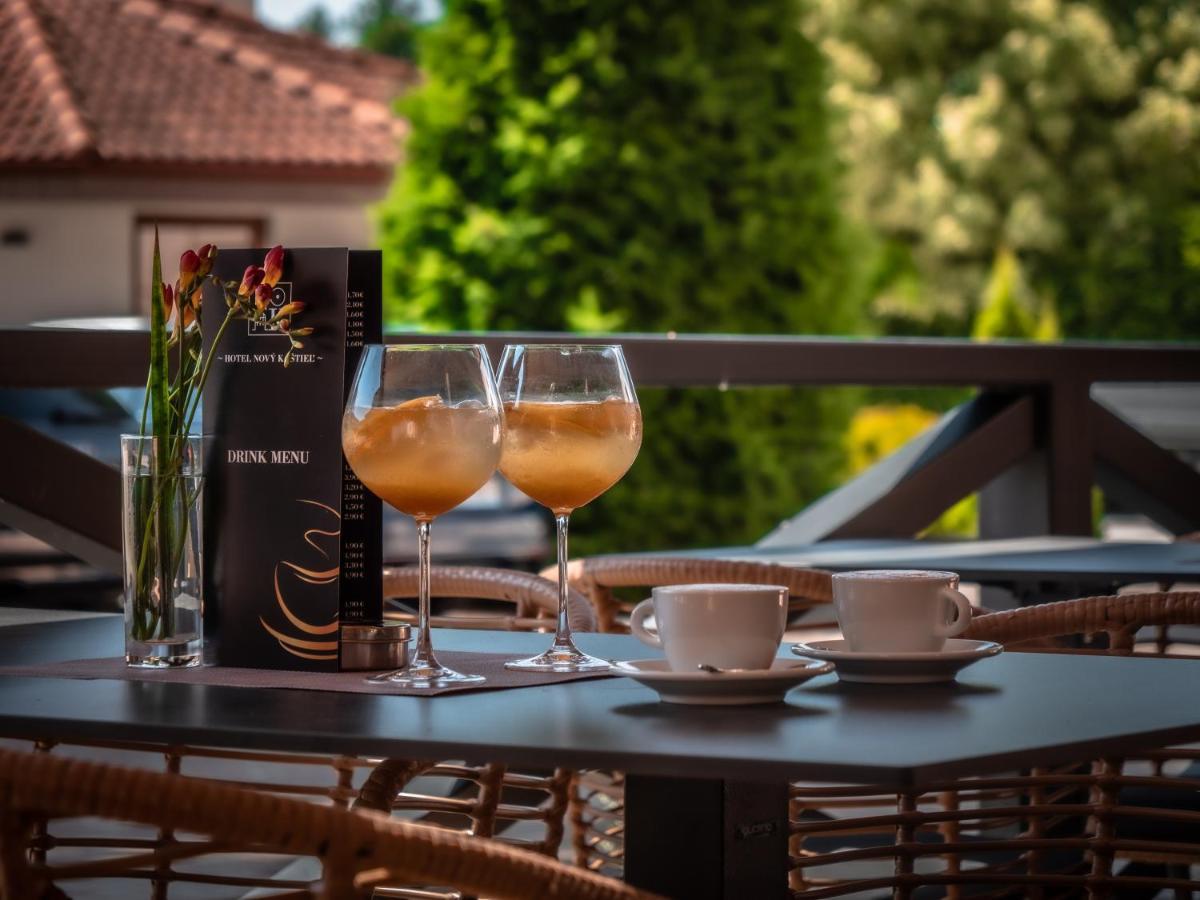 Hotel Novy Kastiel - Self Check-In Topoľčany Εξωτερικό φωτογραφία